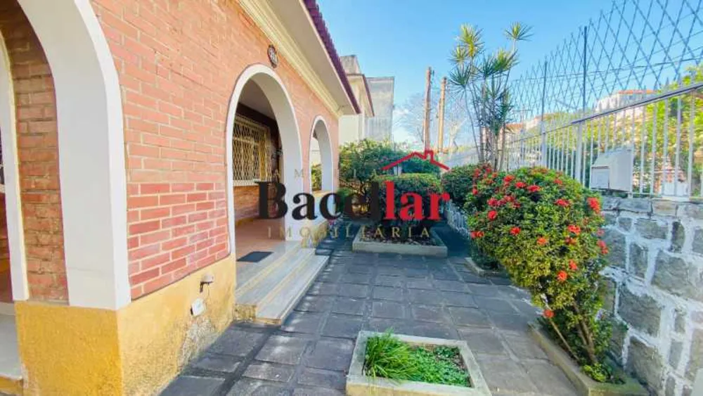 Casa, 3 quartos, 360 m² - Foto 1