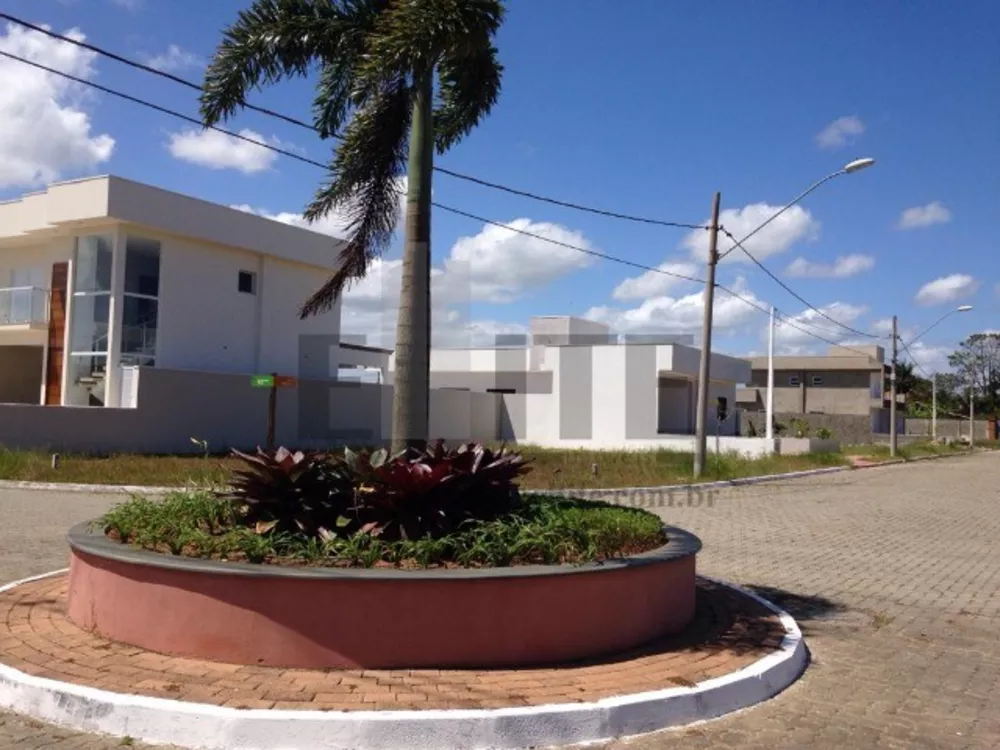 Terreno, 300 m² - Foto 1