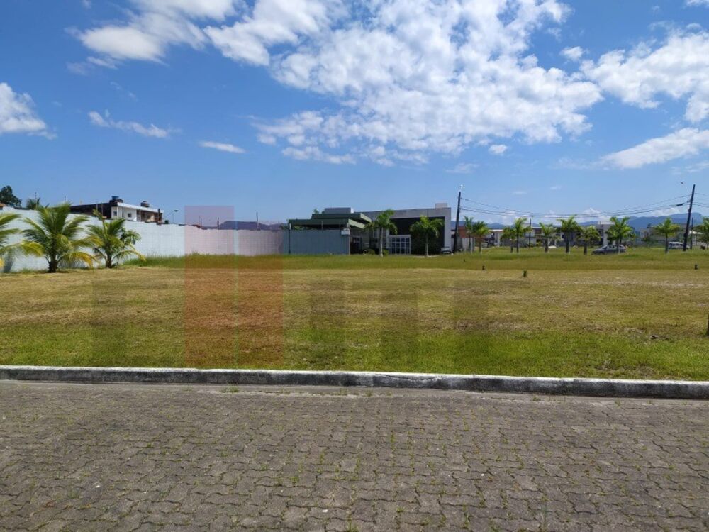 Terreno, 300 m² - Foto 1