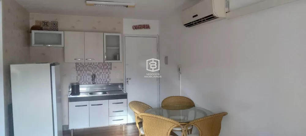 Apartamento à venda com 2 quartos, 50m² - Foto 3