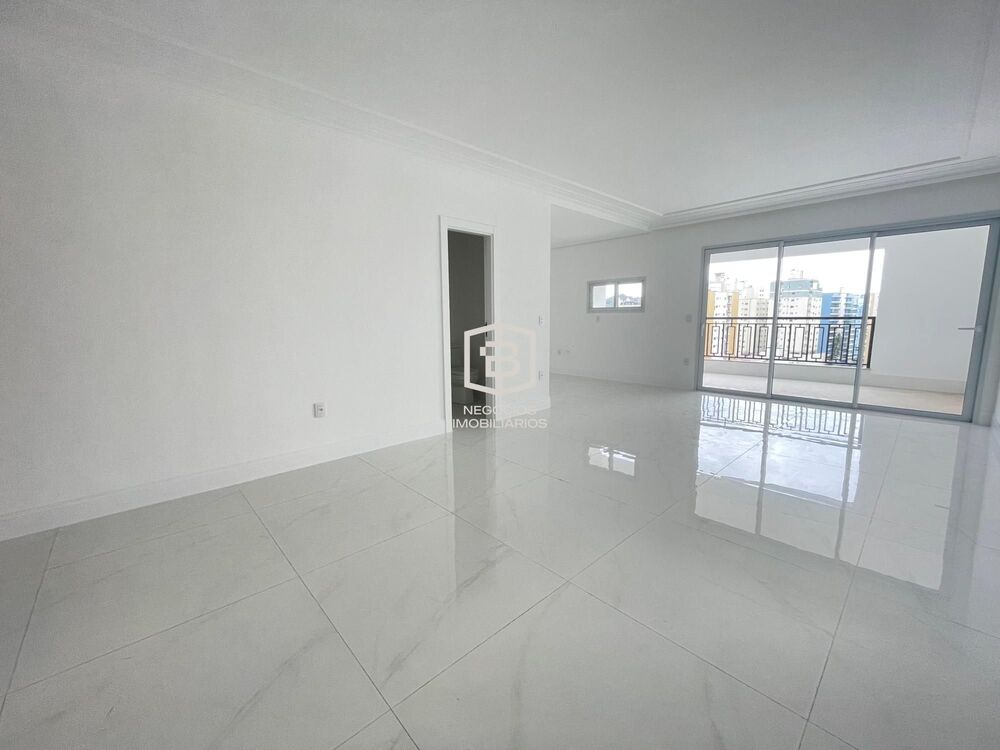 Apartamento, 4 quartos, 165 m² - Foto 2