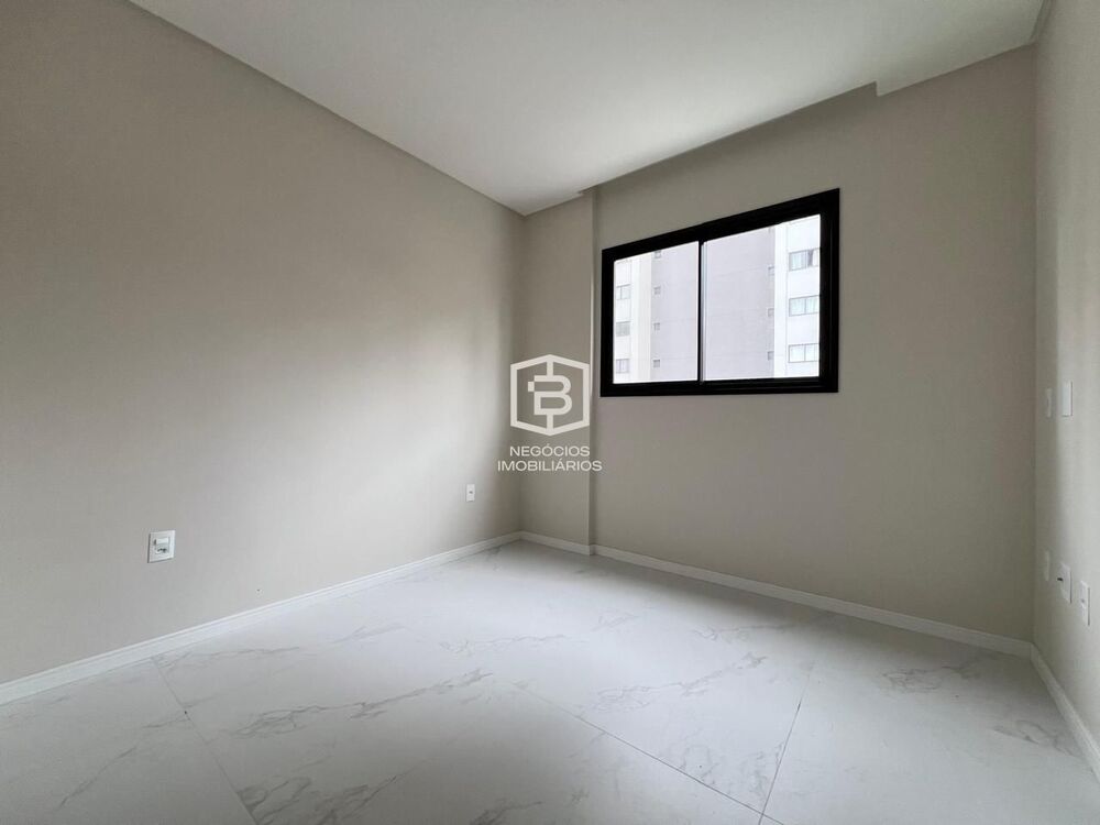 Apartamento, 3 quartos, 115 m² - Foto 2