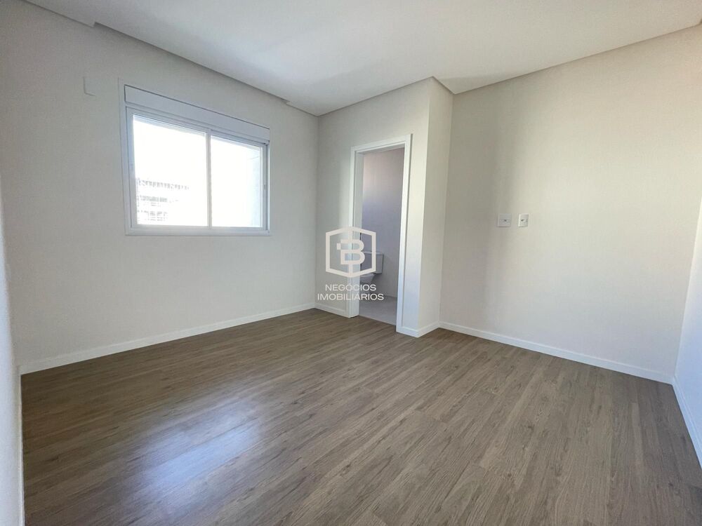 Apartamento, 3 quartos, 118 m² - Foto 2