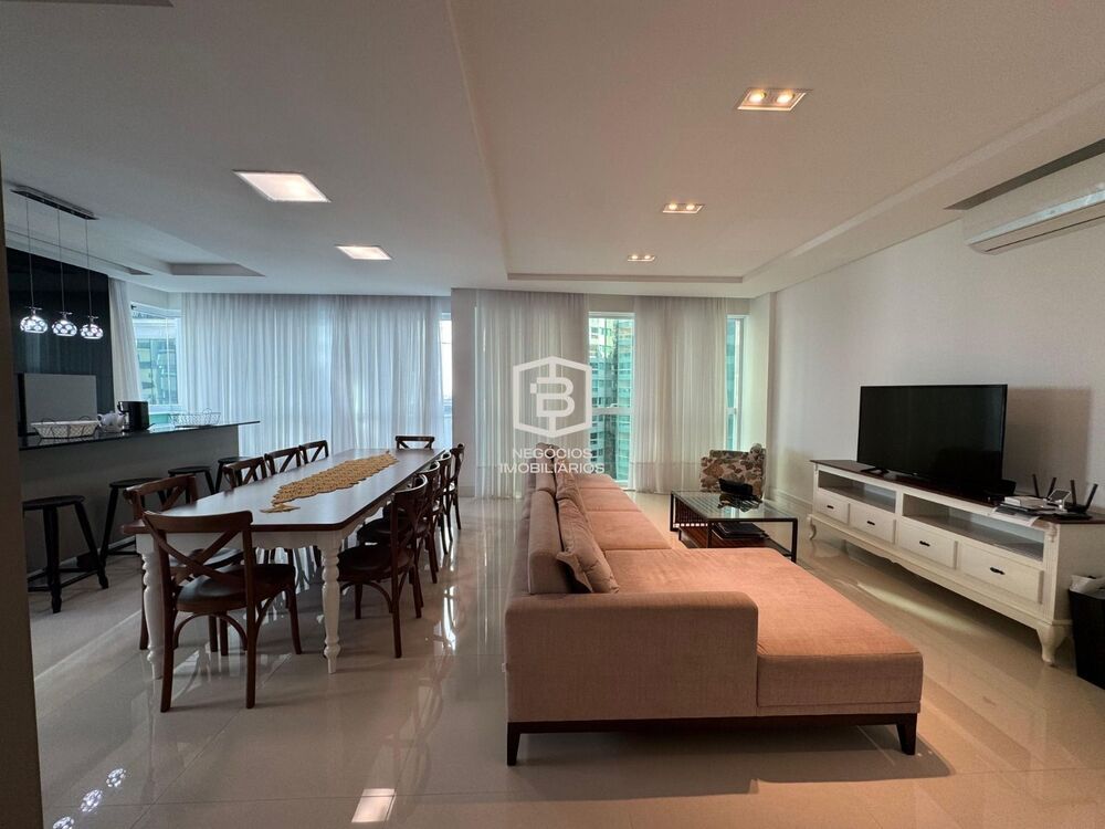Apartamento, 3 quartos, 134 m² - Foto 2