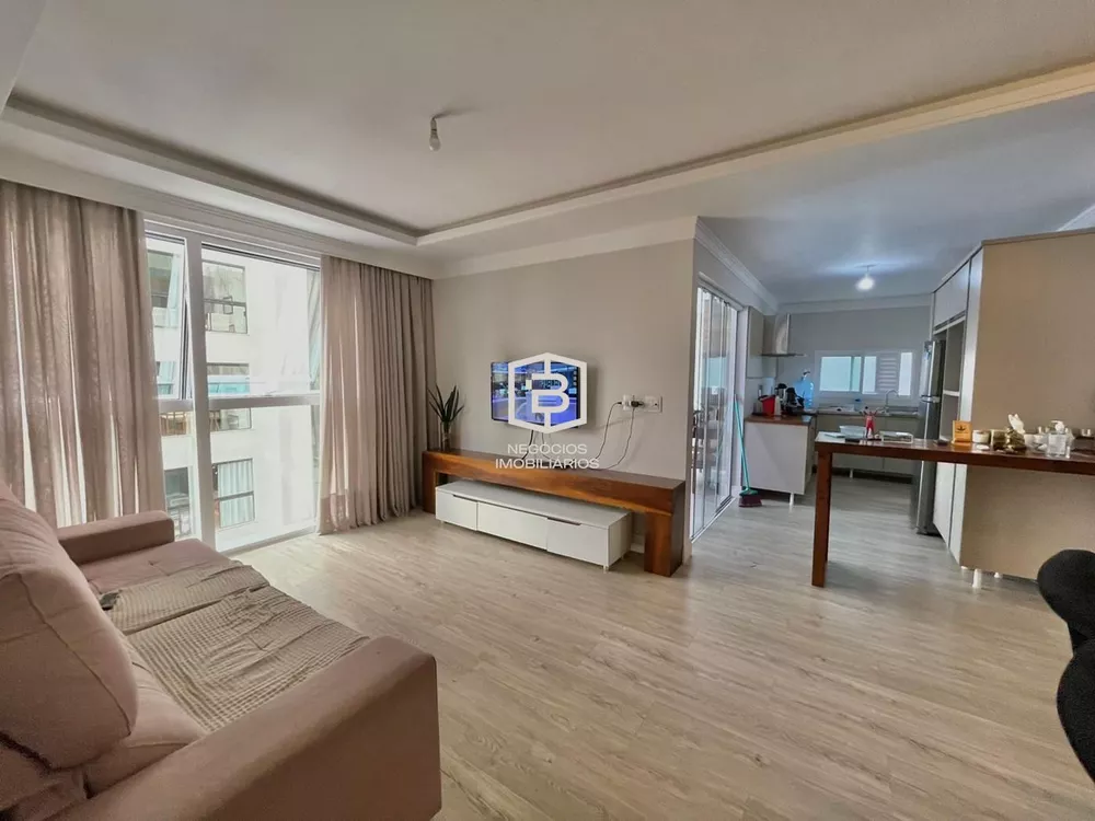 Apartamento à venda com 3 quartos, 122m² - Foto 4