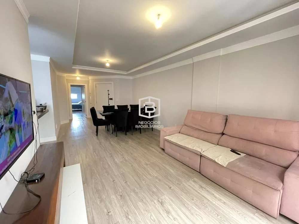 Apartamento à venda com 3 quartos, 122m² - Foto 1