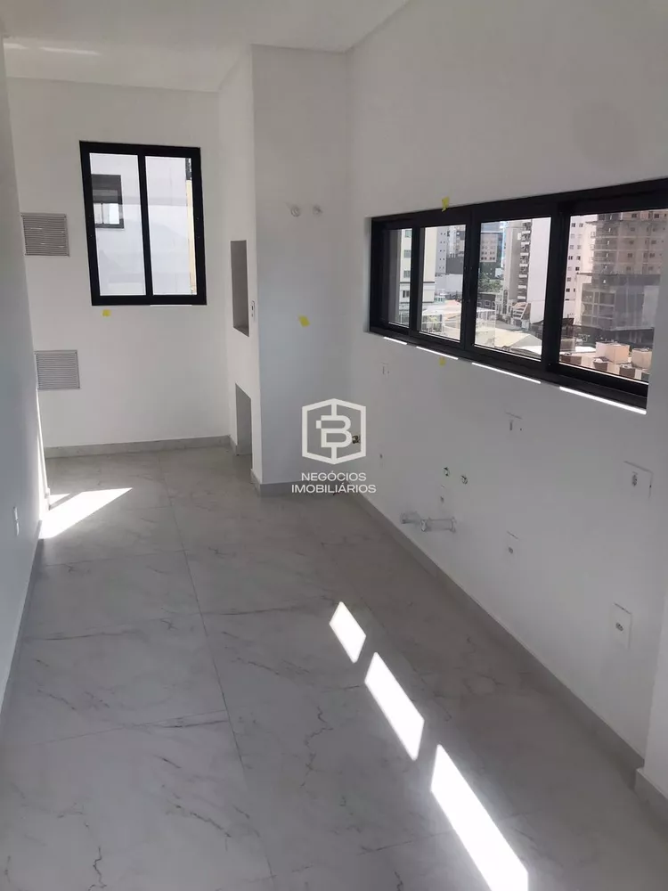 Apartamento à venda com 3 quartos, 101m² - Foto 4