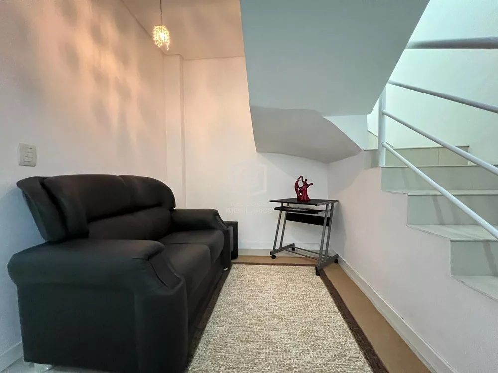 Apartamento à venda com 3 quartos, 125m² - Foto 4