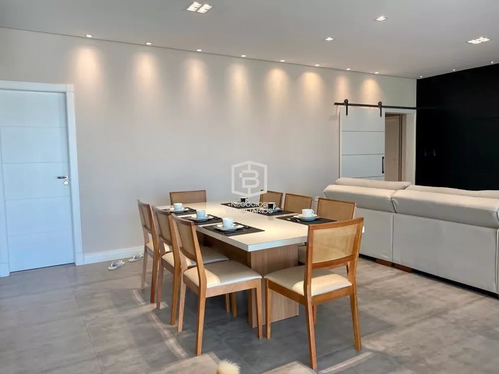 Apartamento à venda com 4 quartos, 180m² - Foto 4