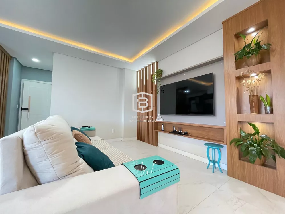 Apartamento à venda com 3 quartos, 120m² - Foto 3