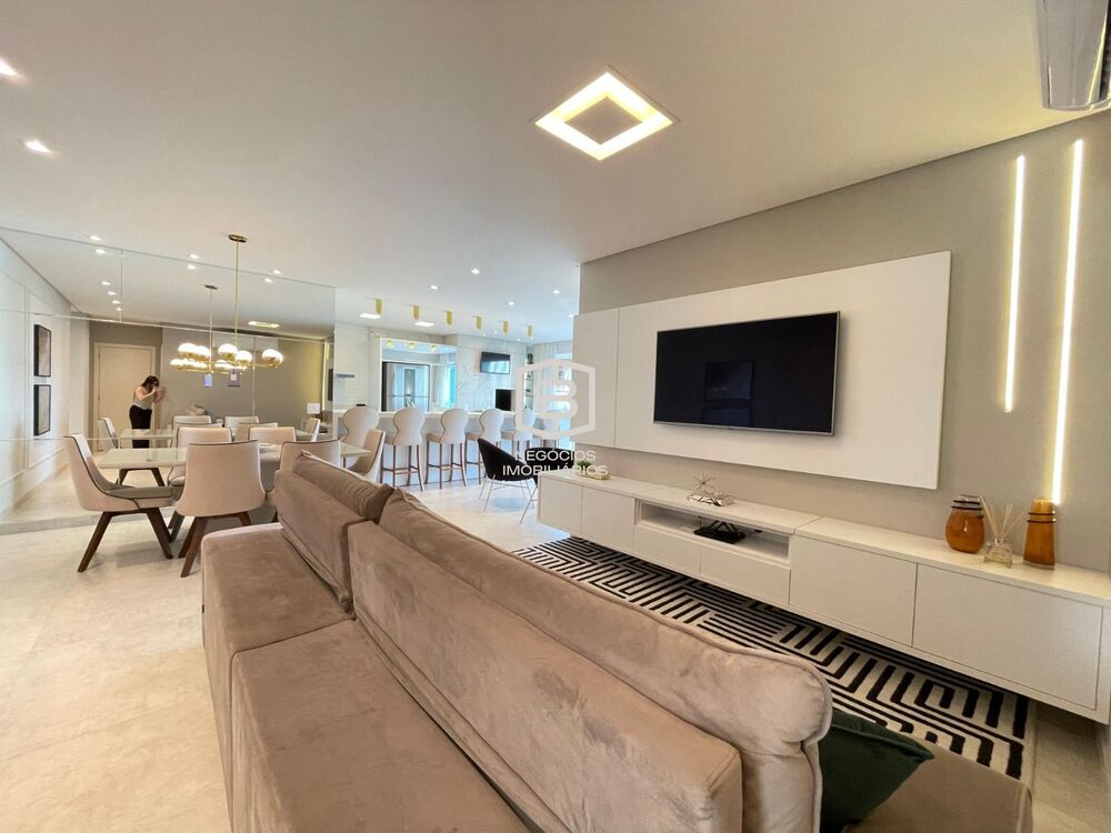 Apartamento, 3 quartos, 120 m² - Foto 2