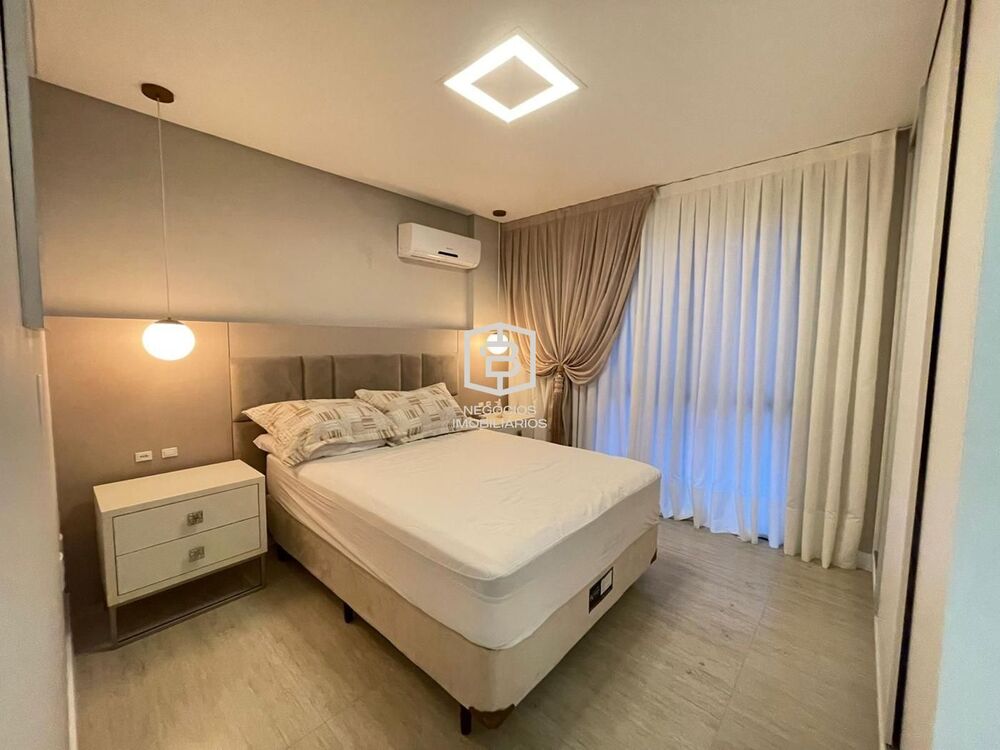Apartamento, 3 quartos, 160 m² - Foto 2