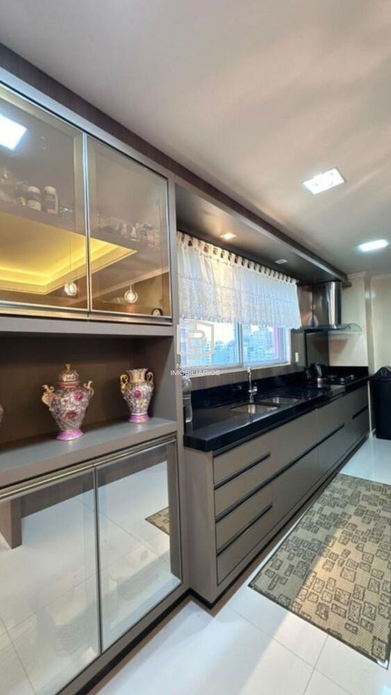 Apartamento, 4 quartos, 225 m² - Foto 9