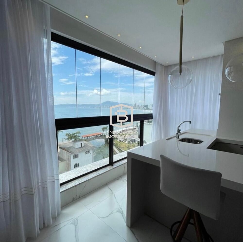Apartamento, 3 quartos, 128 m² - Foto 2