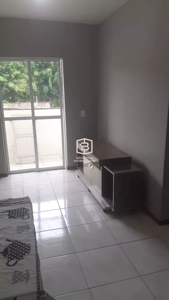 Apartamento à venda com 2 quartos, 60m² - Foto 3