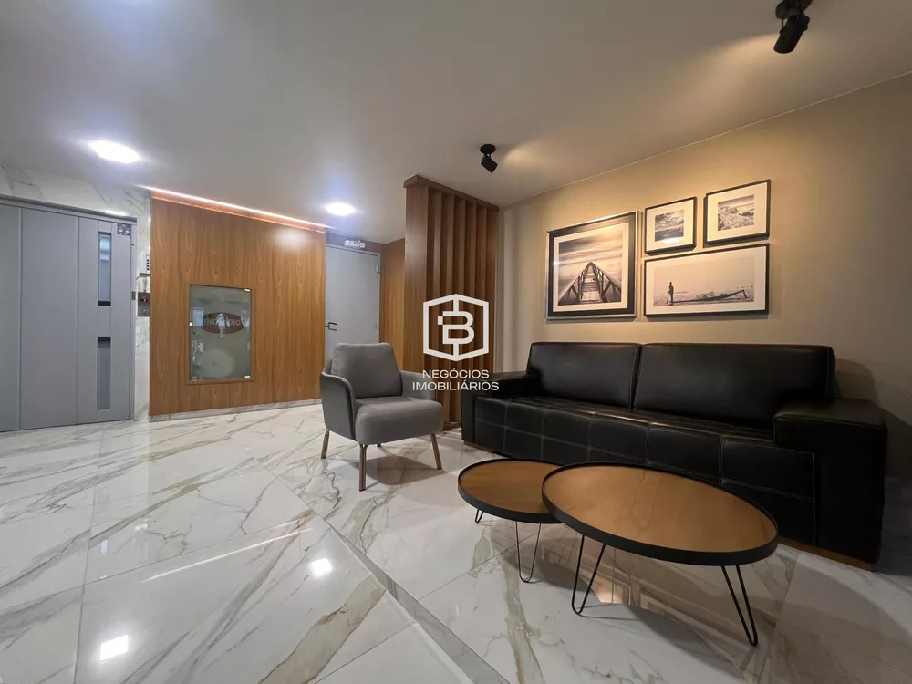 Apartamento à venda com 4 quartos, 157m² - Foto 4