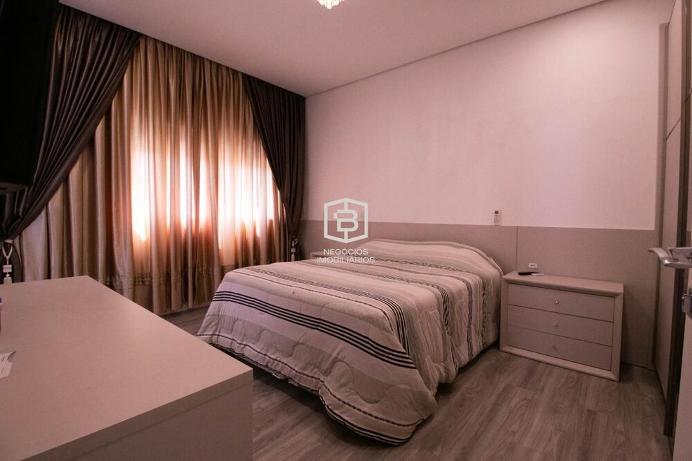Apartamento, 4 quartos, 193 m² - Foto 4