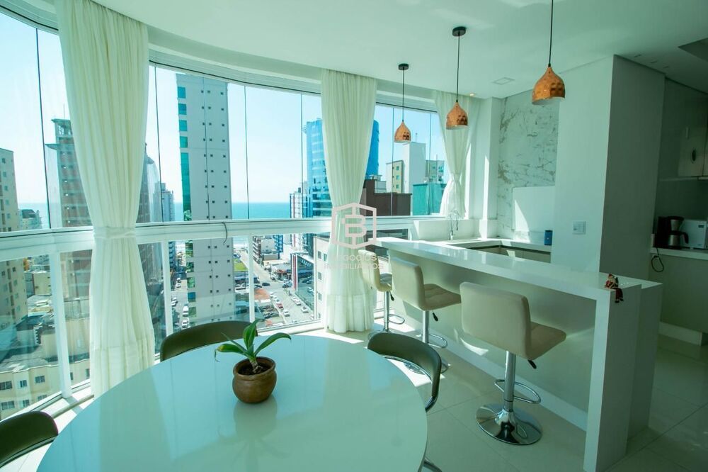 Apartamento, 4 quartos, 193 m² - Foto 1