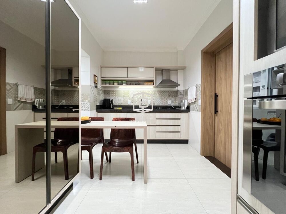 Apartamento, 4 quartos, 139 m² - Foto 4