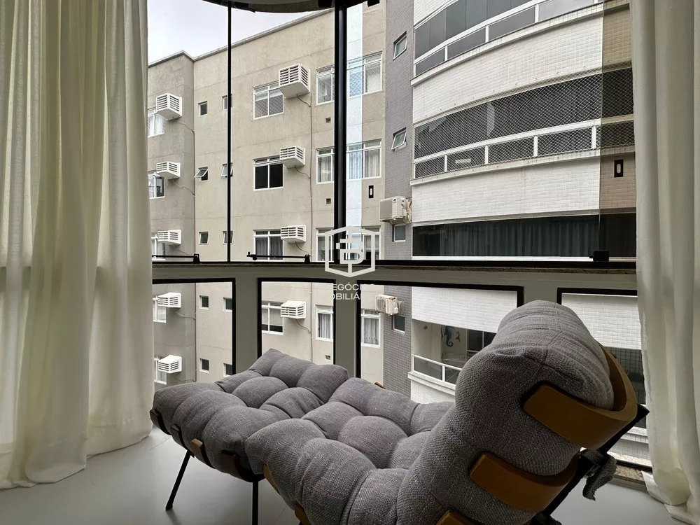 Apartamento à venda com 2 quartos, 85m² - Foto 1