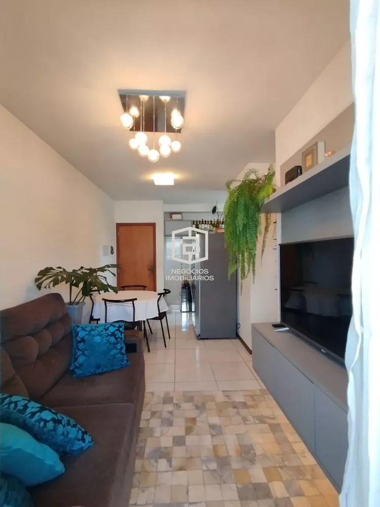 Apartamento à venda com 2 quartos, 60m² - Foto 1