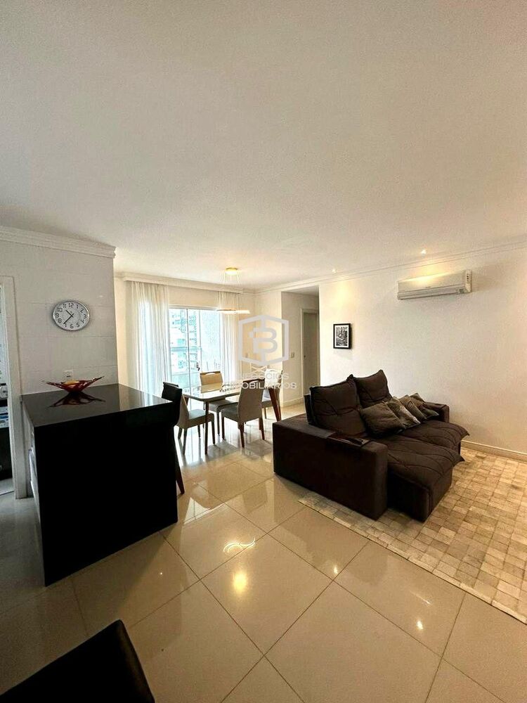 Apartamento, 3 quartos, 130 m² - Foto 2