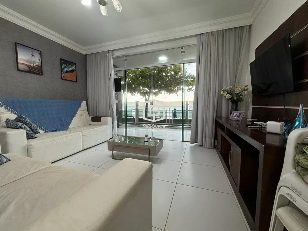 Apartamento à venda com 4 quartos, 270m² - Foto 1