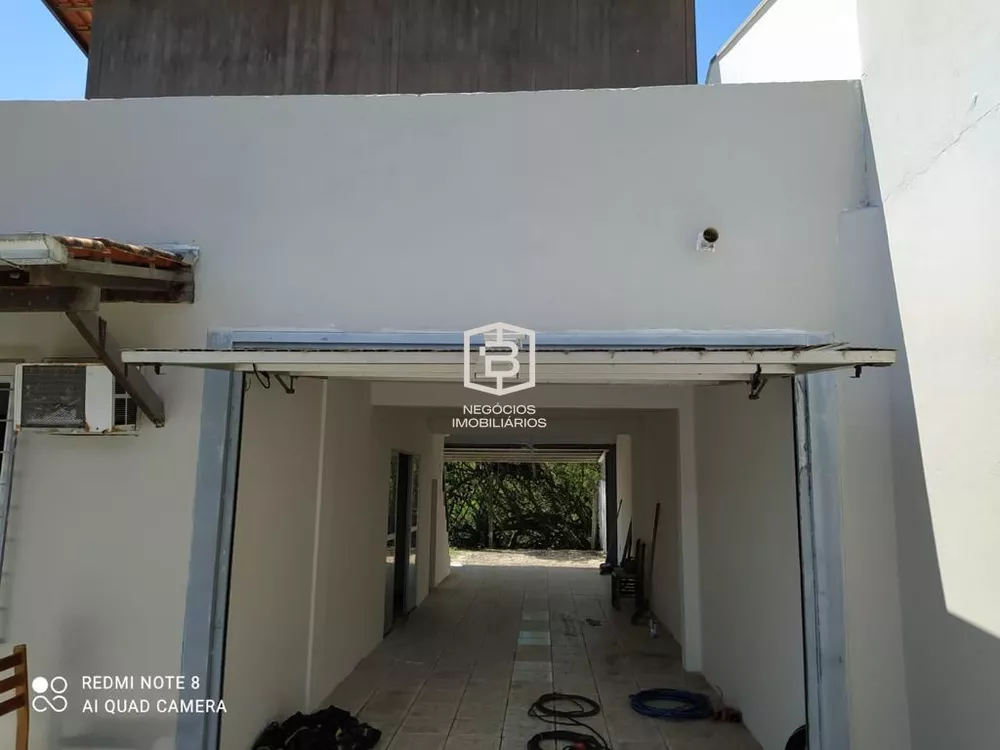 Apartamento à venda com 3 quartos, 140m² - Foto 3