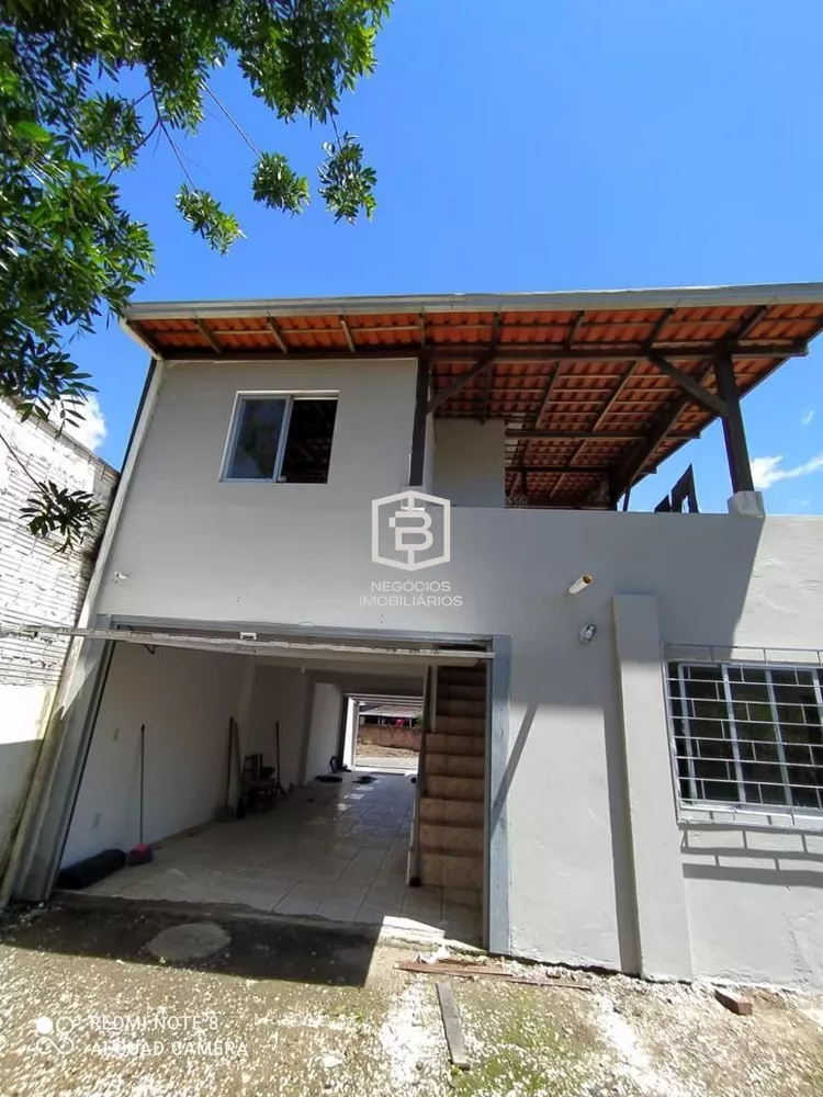 Apartamento à venda com 3 quartos, 140m² - Foto 2