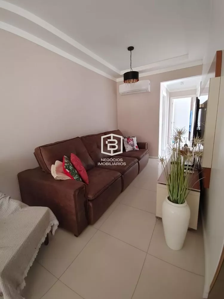 Apartamento à venda com 3 quartos, 100m² - Foto 3