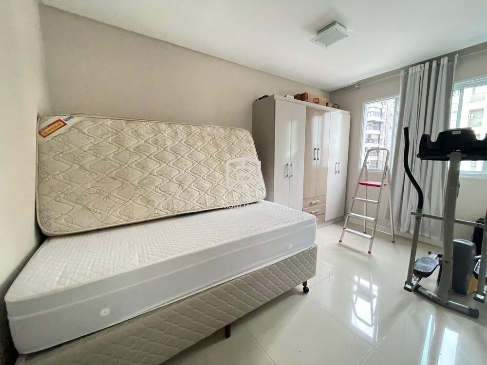 Apartamento, 3 quartos, 106 m² - Foto 2