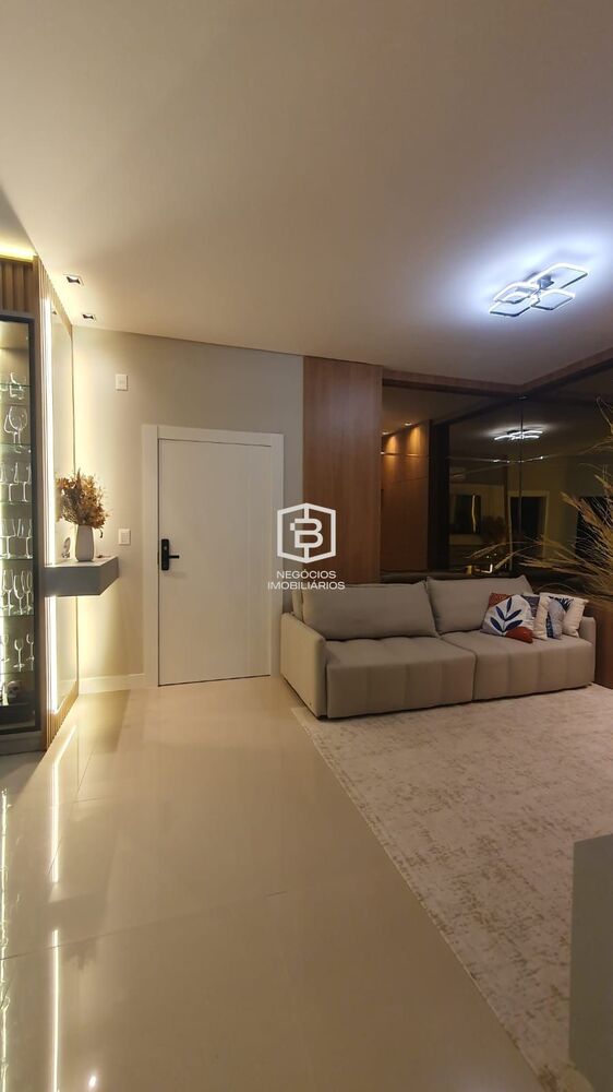 Apartamento, 3 quartos, 115 m² - Foto 1