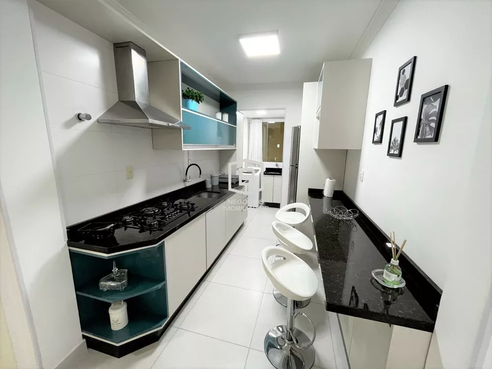 Apartamento à venda com 2 quartos, 105m² - Foto 1