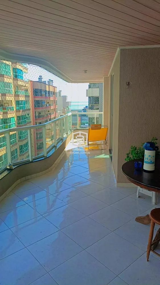 Apartamento à venda com 4 quartos, 185m² - Foto 1