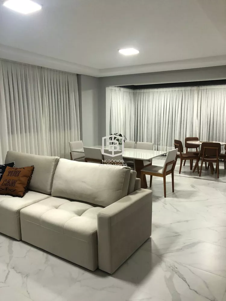 Apartamento à venda com 3 quartos, 118m² - Foto 3