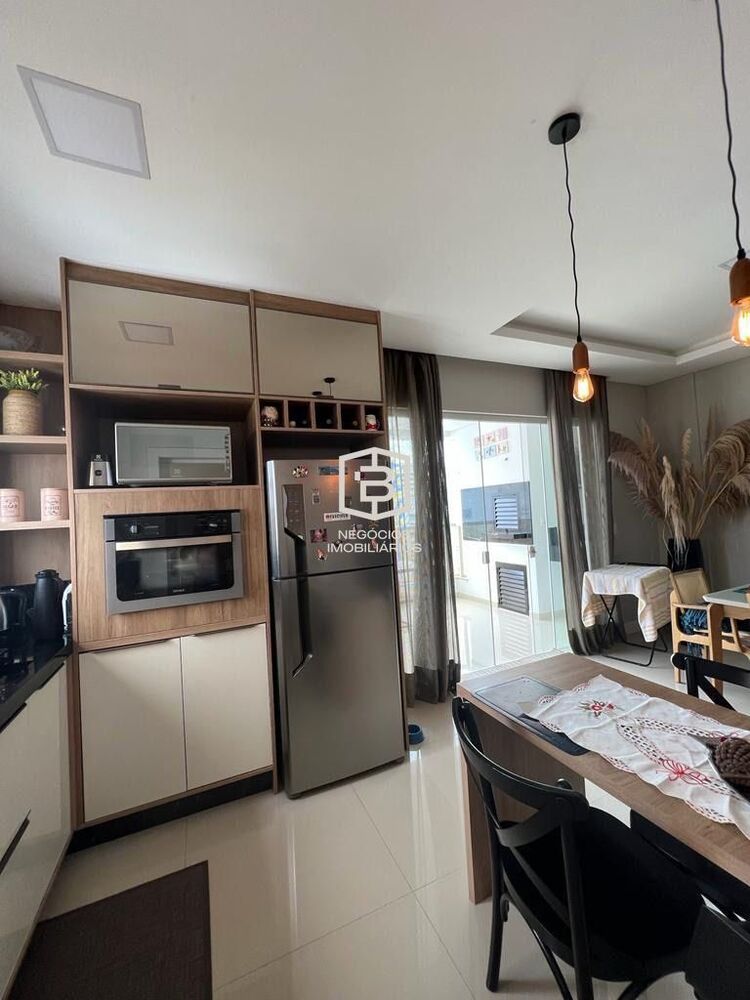 Apartamento, 3 quartos, 134 m² - Foto 2