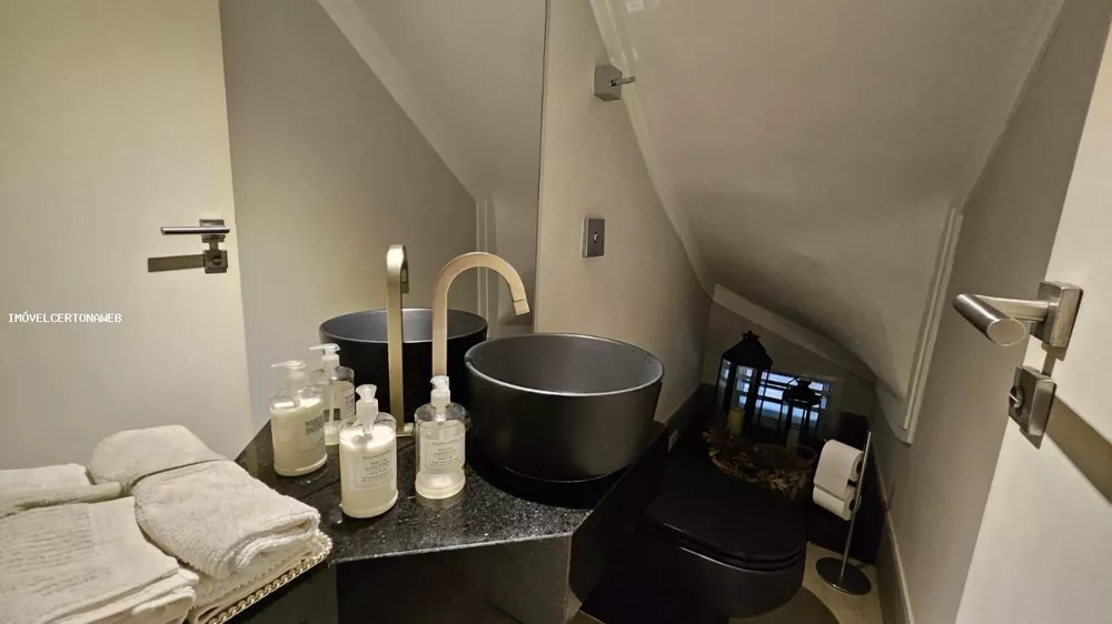 Casa, 3 quartos, 154 m² - Foto 1