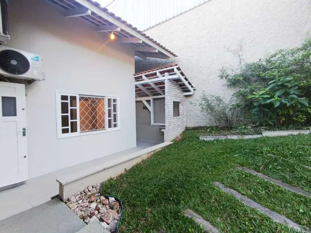 Casa, 3 quartos, 208 m² - Foto 2