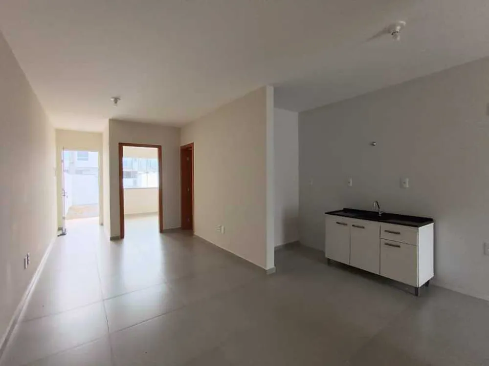 Casa, 2 quartos, 60 m² - Foto 2