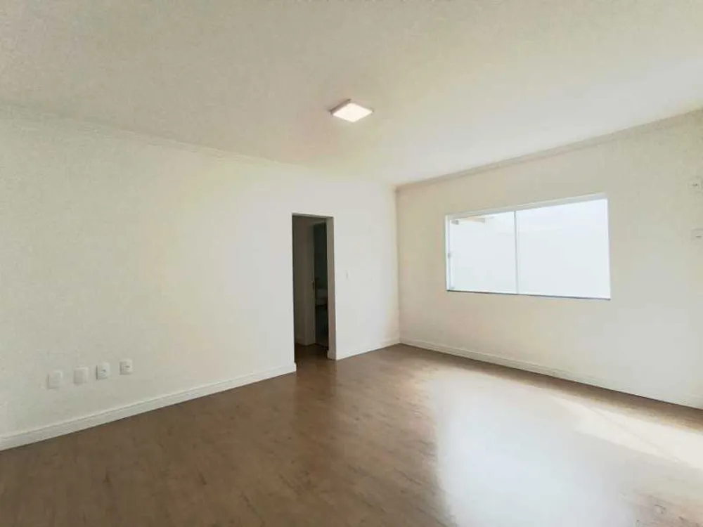 Casa, 3 quartos, 200 m² - Foto 11