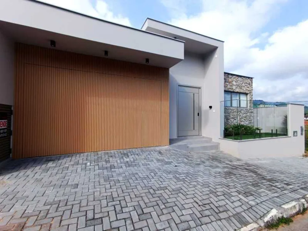 Casa, 3 quartos, 154 m² - Foto 1