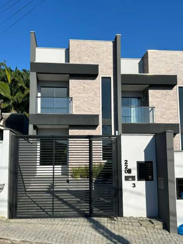 Casa, 2 quartos, 188 m² - Foto 1
