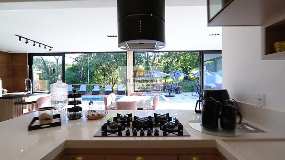 Casa, 5 quartos, 272 m² - Foto 9