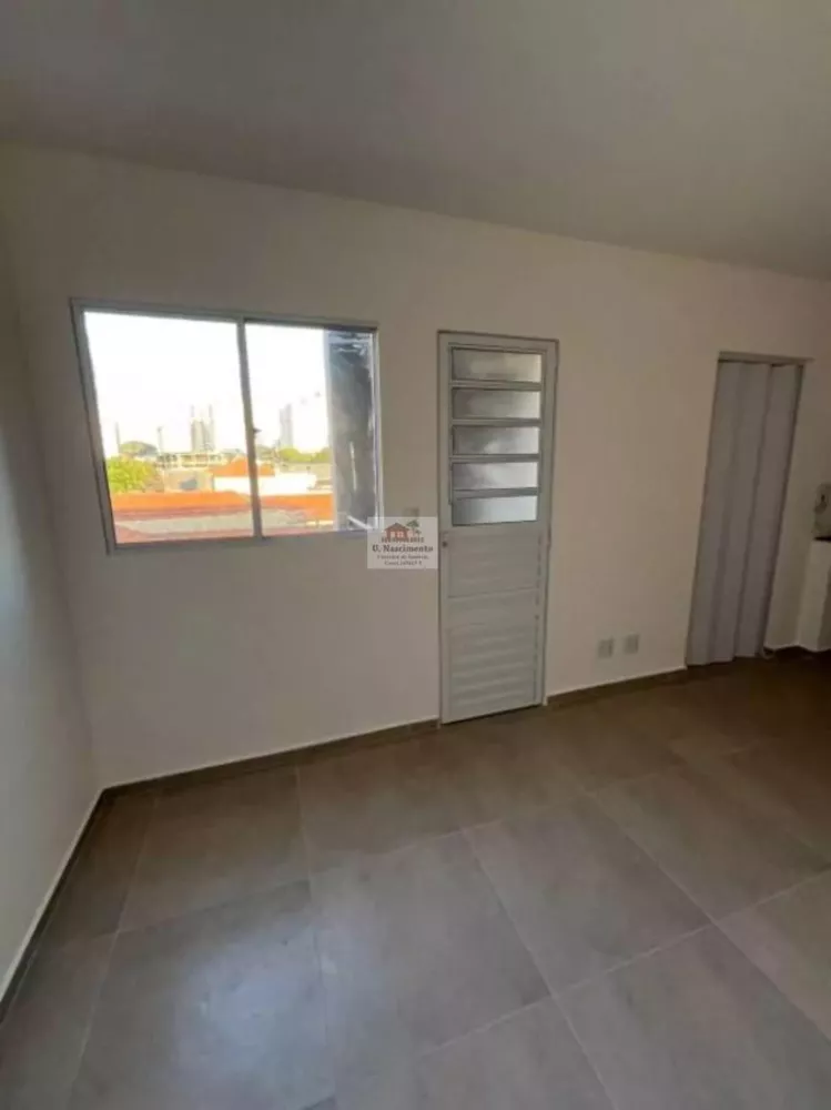 Apartamento para alugar com 1 quarto, 40m² - Foto 12