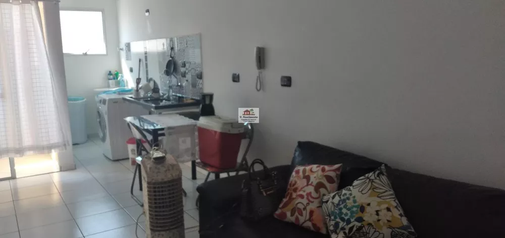 Apartamento à venda com 2 quartos, 43m² - Foto 3