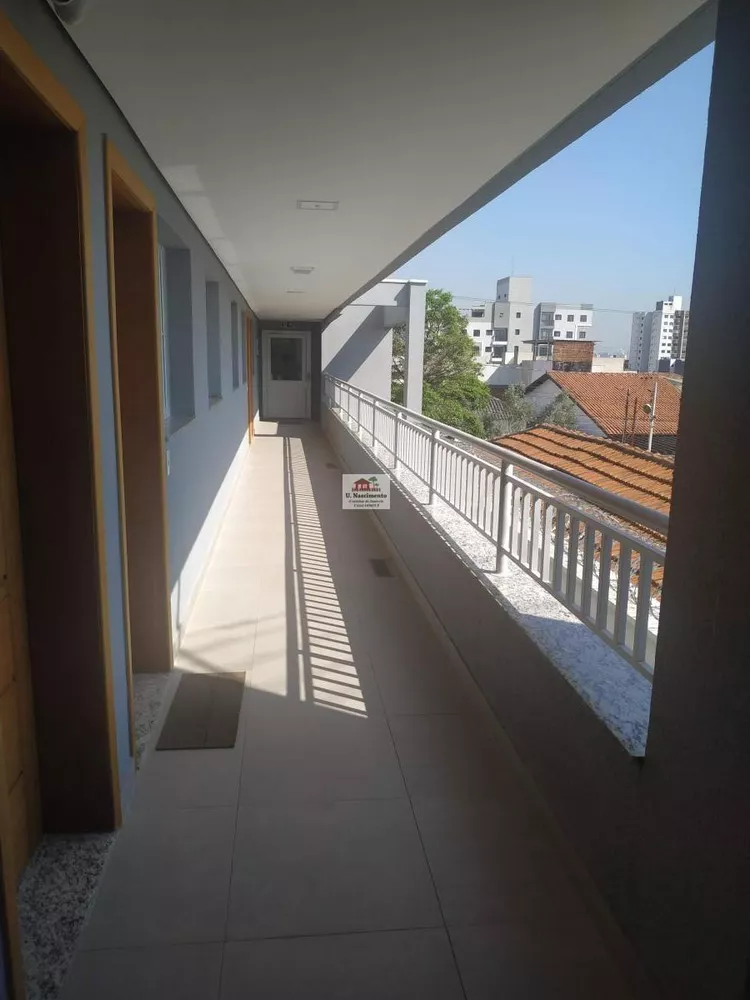 Apartamento à venda com 2 quartos, 60m² - Foto 2