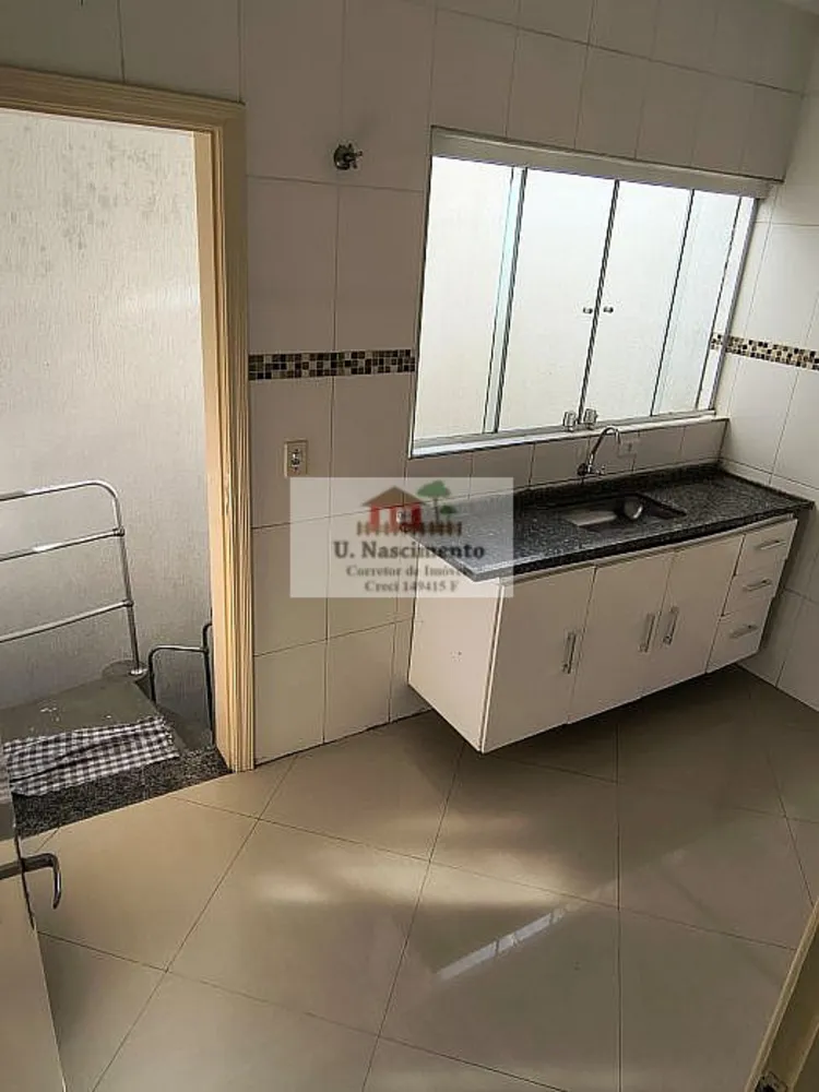 Sobrado, 3 quartos, 180 m² - Foto 1