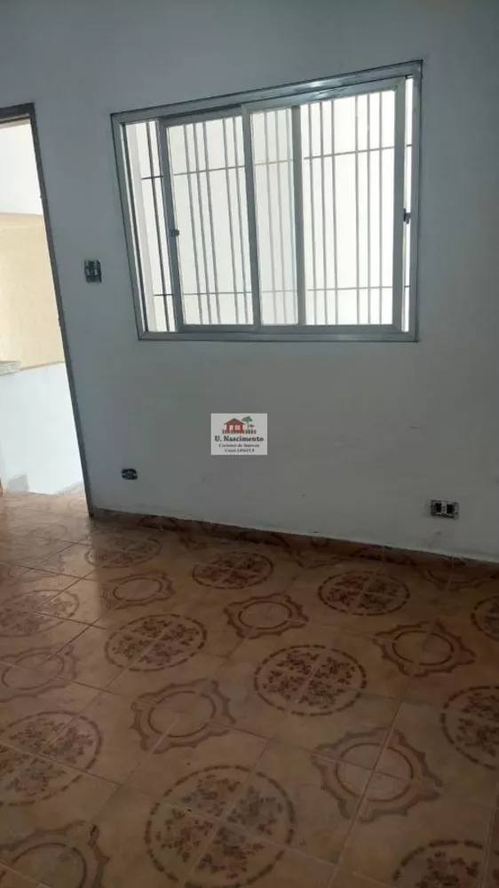 Sobrado para alugar com 2 quartos, 48m² - Foto 3