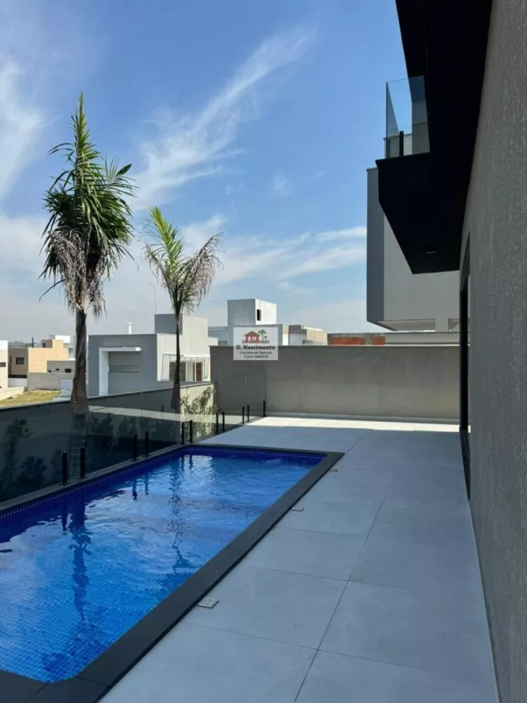 Casa de Condomínio à venda com 3 quartos, 307m² - Foto 4