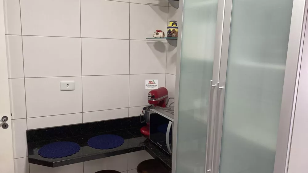 Apartamento à venda com 2 quartos, 71m² - Foto 2